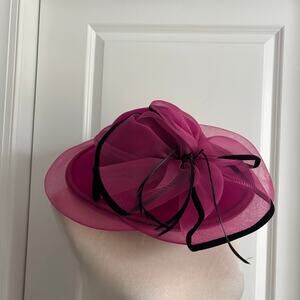 NWT Mr. Hi’s Fuchsia Pink Church Hat Feather Organza Kentucky Derby Fascinator